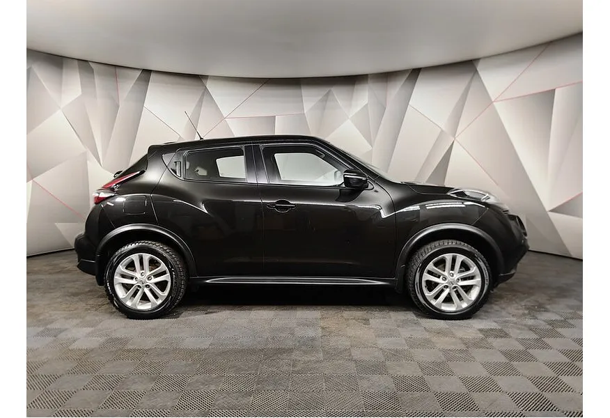 Nissan Juke 1.6 CVT (117 л.с.) Черный в АВИЛОН. Слайд №6