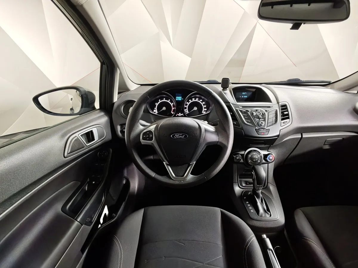 Ford Fiesta 1.4 MT (80 л.с.) Ghia Серый в АВИЛОН. Слайд №20