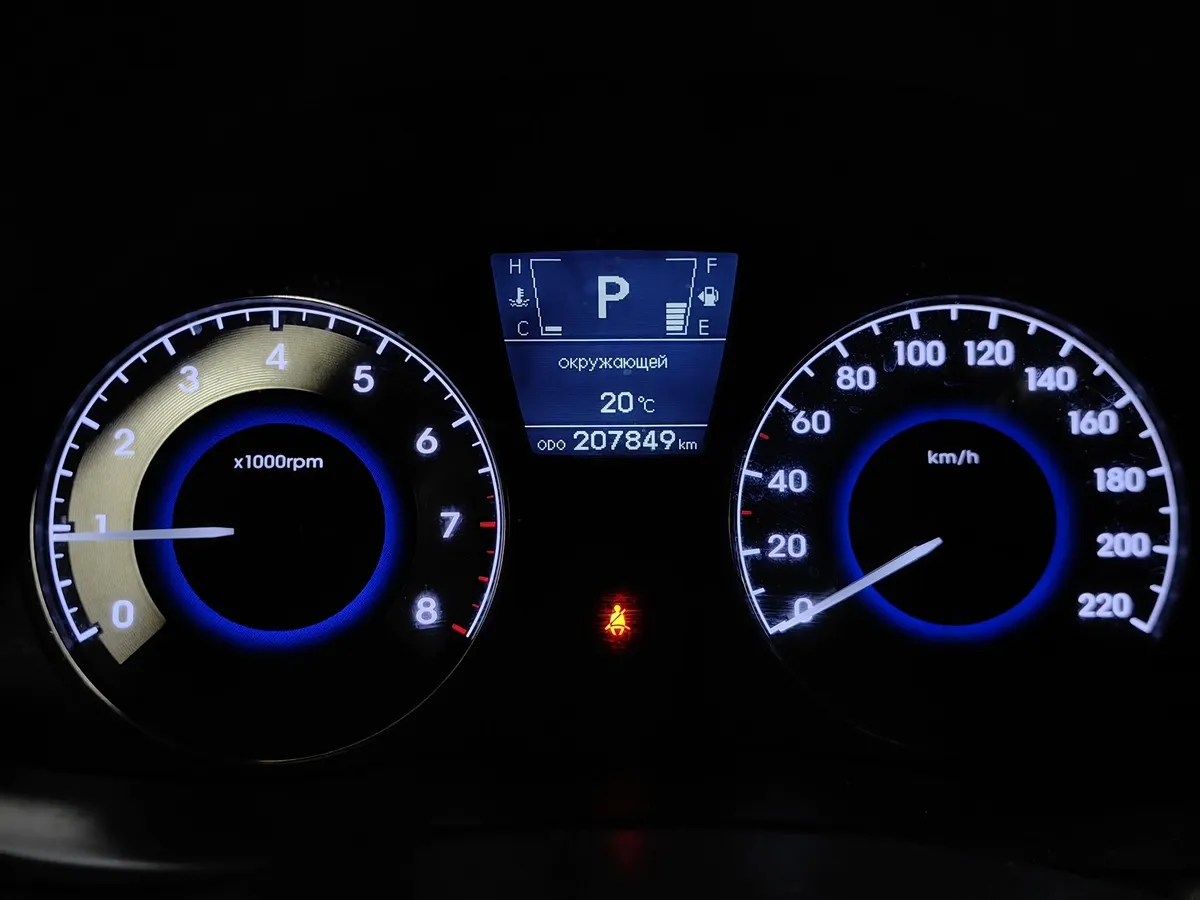Hyundai Solaris 1.6 AT (123 л.с.) Active Серебристый в АВИЛОН. Слайд №18