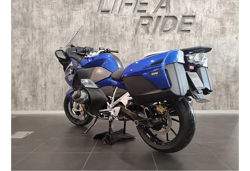 АВИЛОН - BMW Motorrad R 1250 RT R 1250 RT 1254 см³ (136) 1254 Синий - slide 4