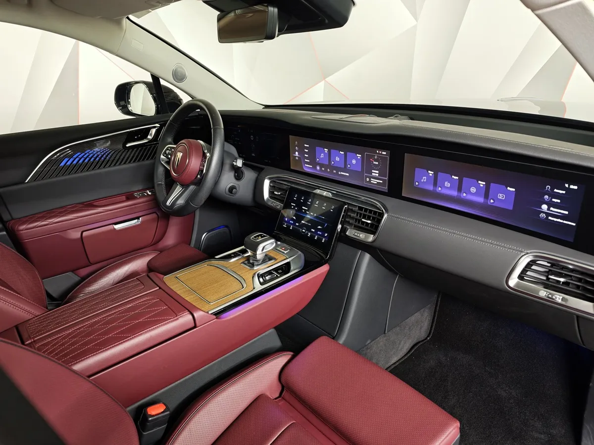 Hongqi E-HS9 AT 4WD (551 л.с.) 6 мест Делюкс Черный в АВИЛОН. Слайд №12