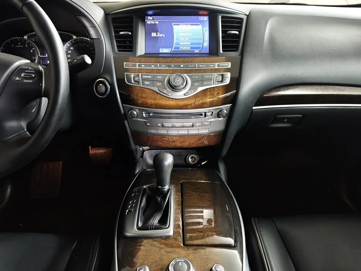 Infiniti JX-Series JX35 CVT AWD (262 л.с.) Premium Черный в АВИЛОН. Слайд №14