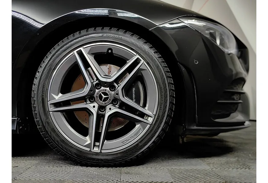 Mercedes-Benz CLA 200 7G-DCT (150 л.с.) Sport Черный в АВИЛОН. Слайд №9