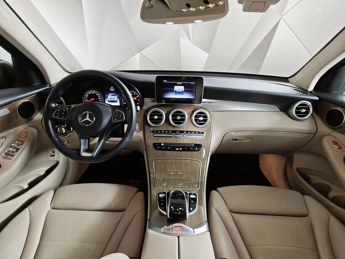 Mercedes-Benz GLC 300 9G-TRONIC 4MATIC (245 л.с.) Коричневый в АВИЛОН. Слайд №13