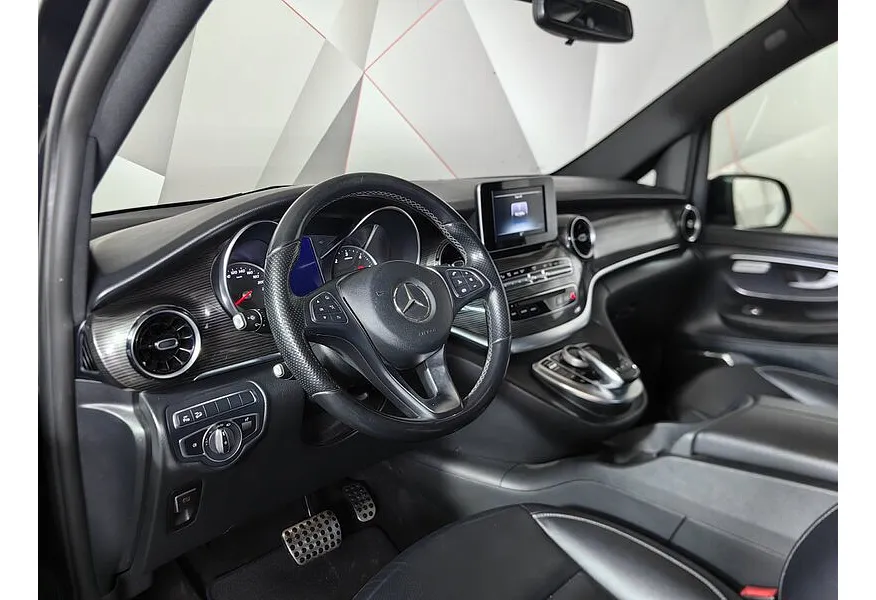 Mercedes-Benz V-Класс V 200 d AT L2 4x4 (136 л.с.) Черный в АВИЛОН. Слайд №19