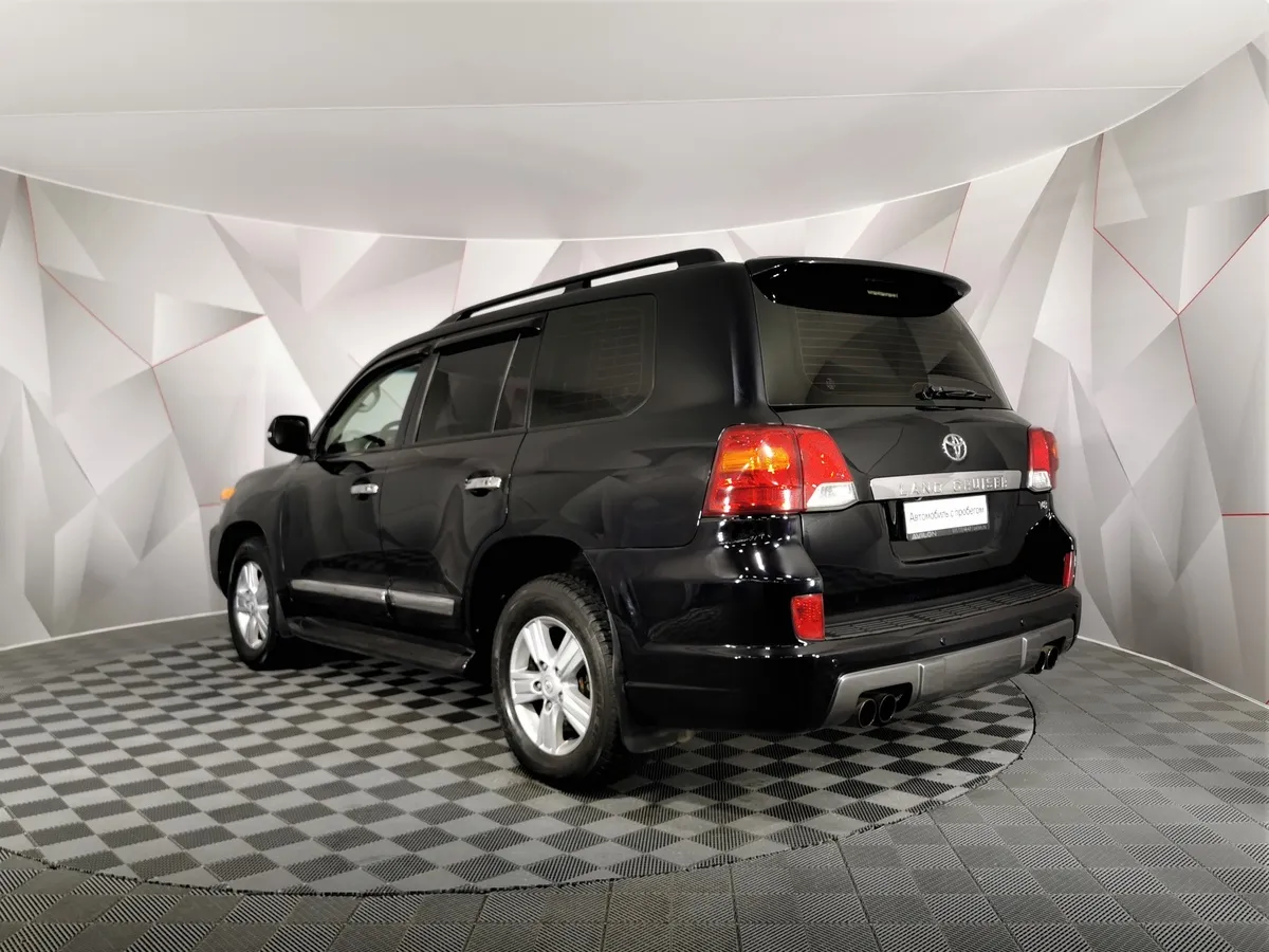 Toyota Land Cruiser 4.5 Twin-Turbo D AT 4WD (5 мест) (235 л.с.) Престиж Черный в АВИЛОН. Слайд №4