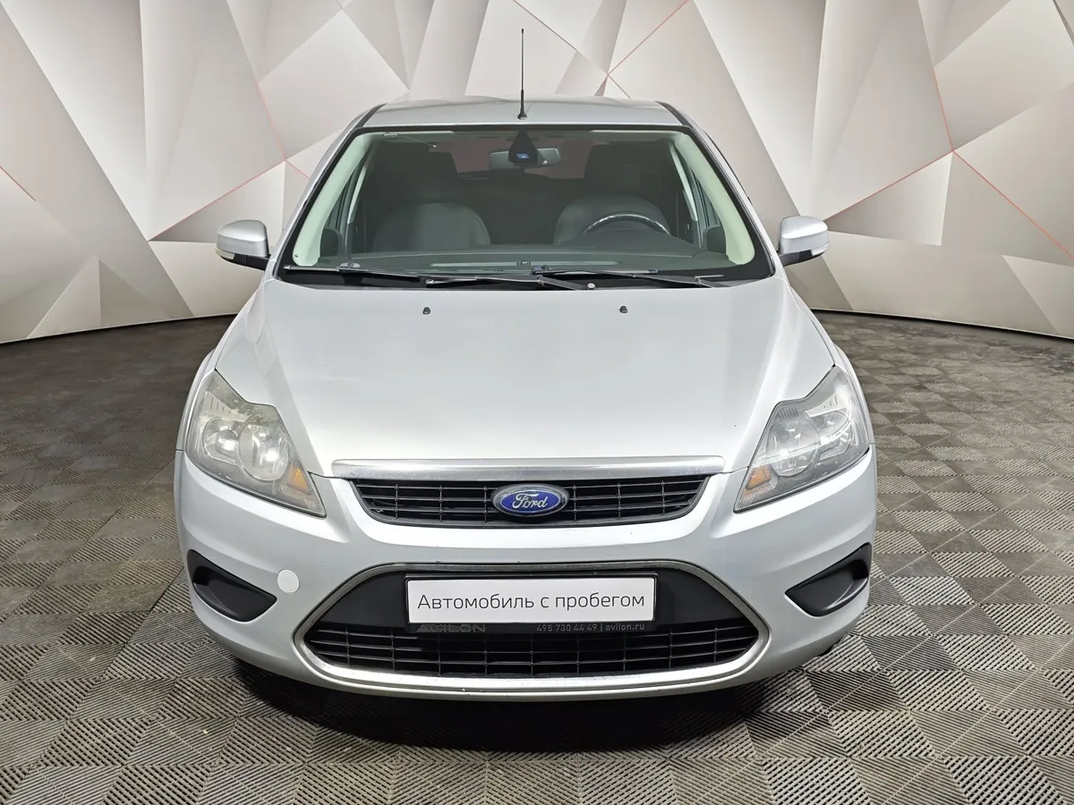 Ford Focus 2.0 AT (145 л.с.) Titanium Серебристый в АВИЛОН. Слайд №7