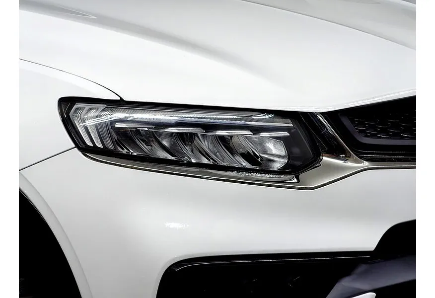 Geely Tugella 2.0 AT AWD (238 л.с.) Flagship Белый в АВИЛОН. Слайд №10