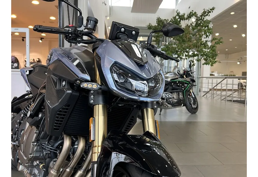 LIVE. Слайд №15