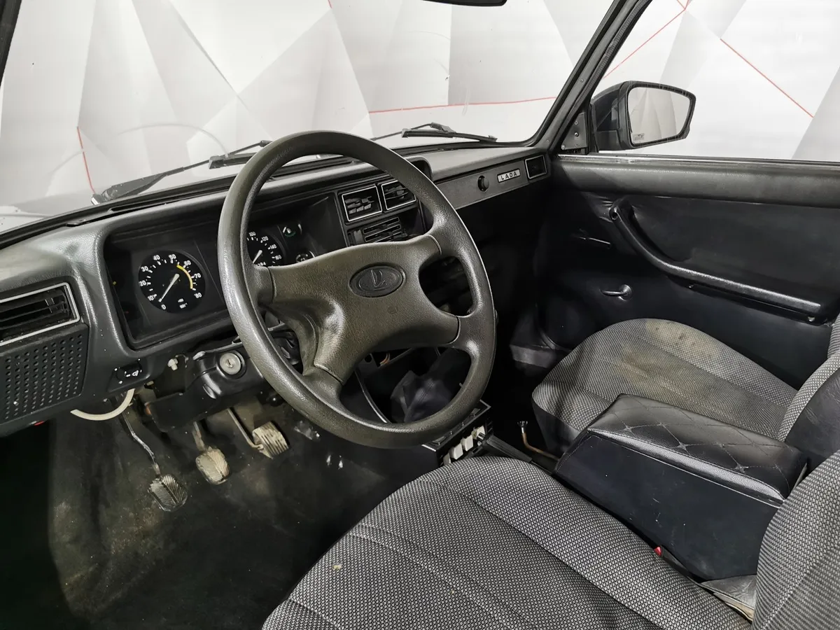 ВАЗ (Lada) 2104 21041i MT (74 л.с.) Черный в АВИЛОН. Слайд №14