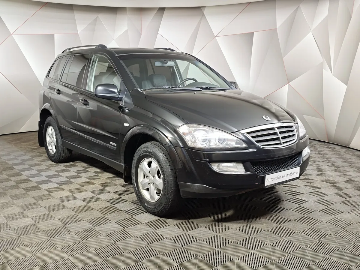 SsangYong Kyron 2.3 E-Tronic 4WD (150 л.с.) Черный в АВИЛОН. Слайд №3