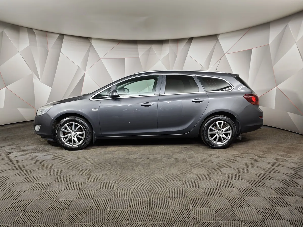 Opel Astra 1.4 Turbo AT (140 л.с.) Серый в АВИЛОН. Слайд №5