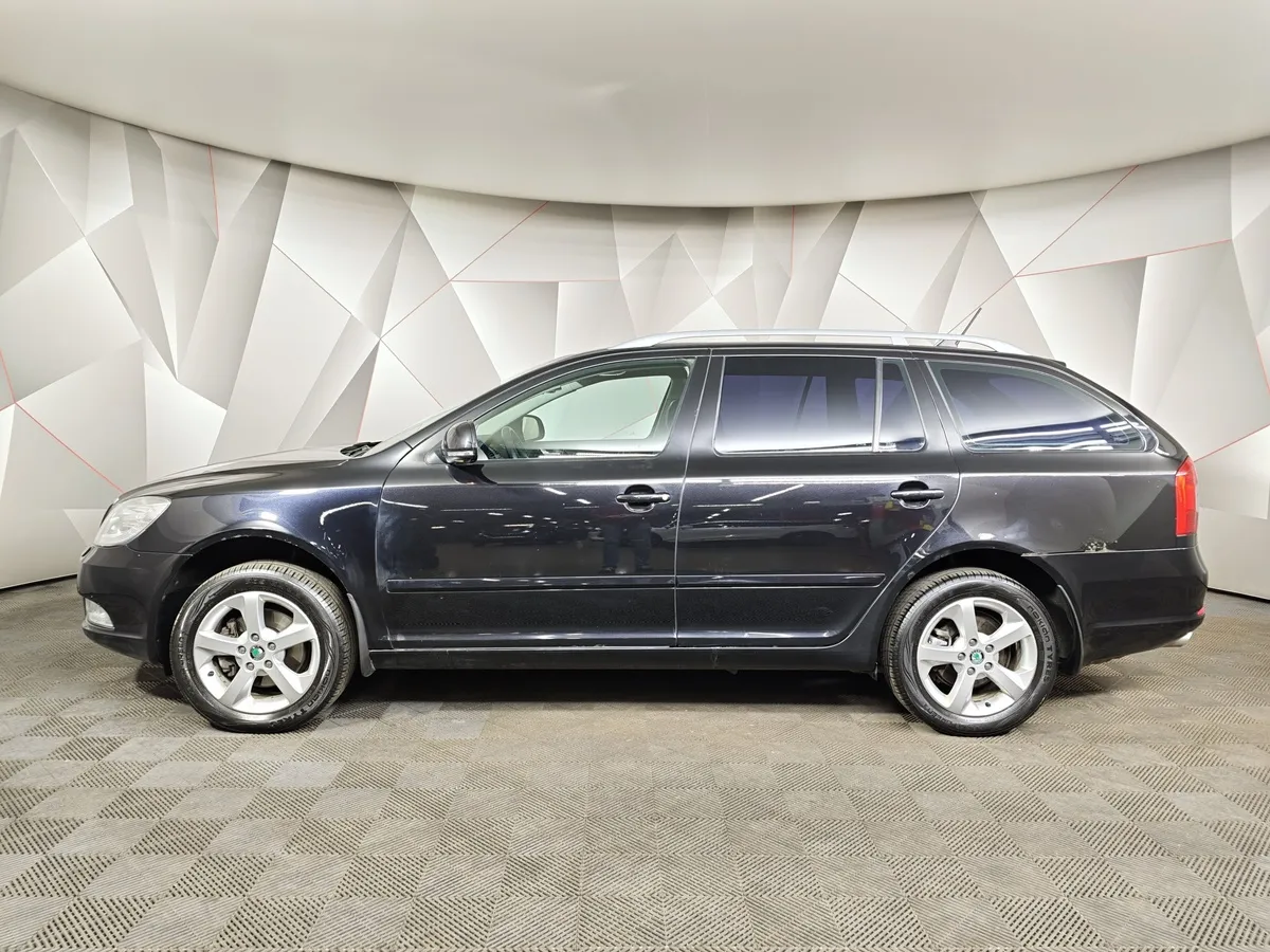 Skoda Octavia 1.8 TSI DSG (152 л.с.) Черный в АВИЛОН. Слайд №5