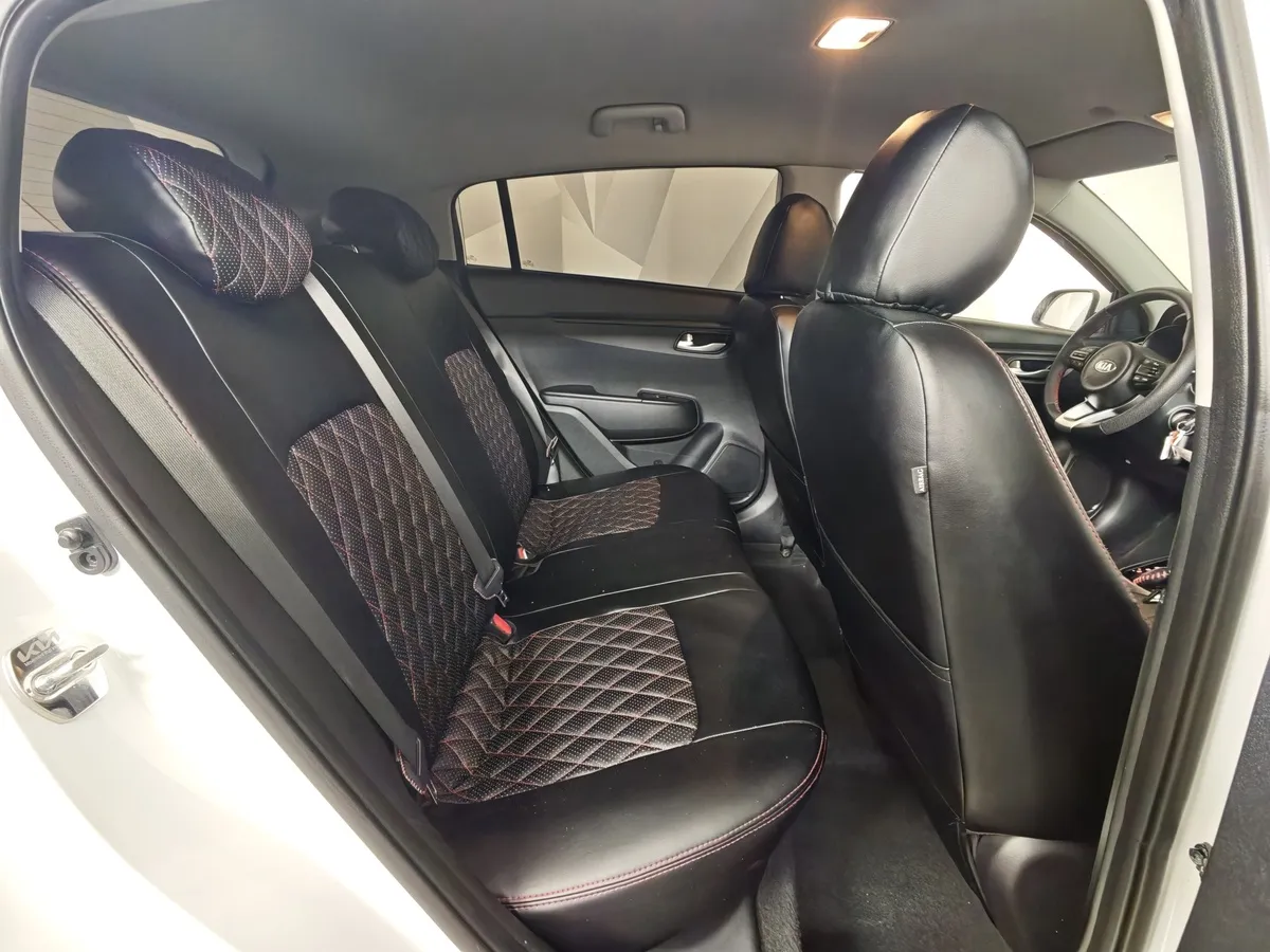 Kia Rio X-Line 1.6 AT (123 л.с.) Luxe Белый в АВИЛОН. Слайд №16