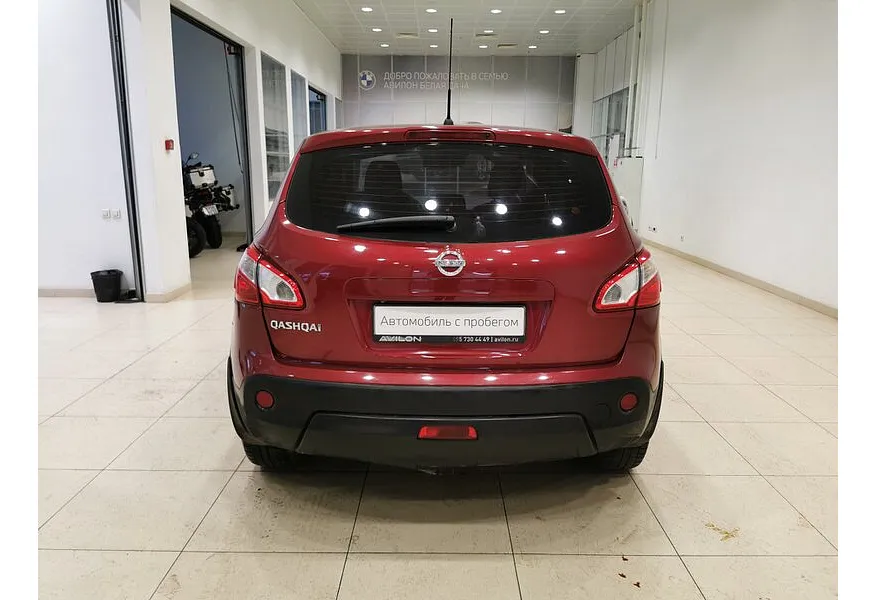 Nissan Qashqai 2.0 MT FWD (141 л.с.) Красный в АВИЛОН. Слайд №8