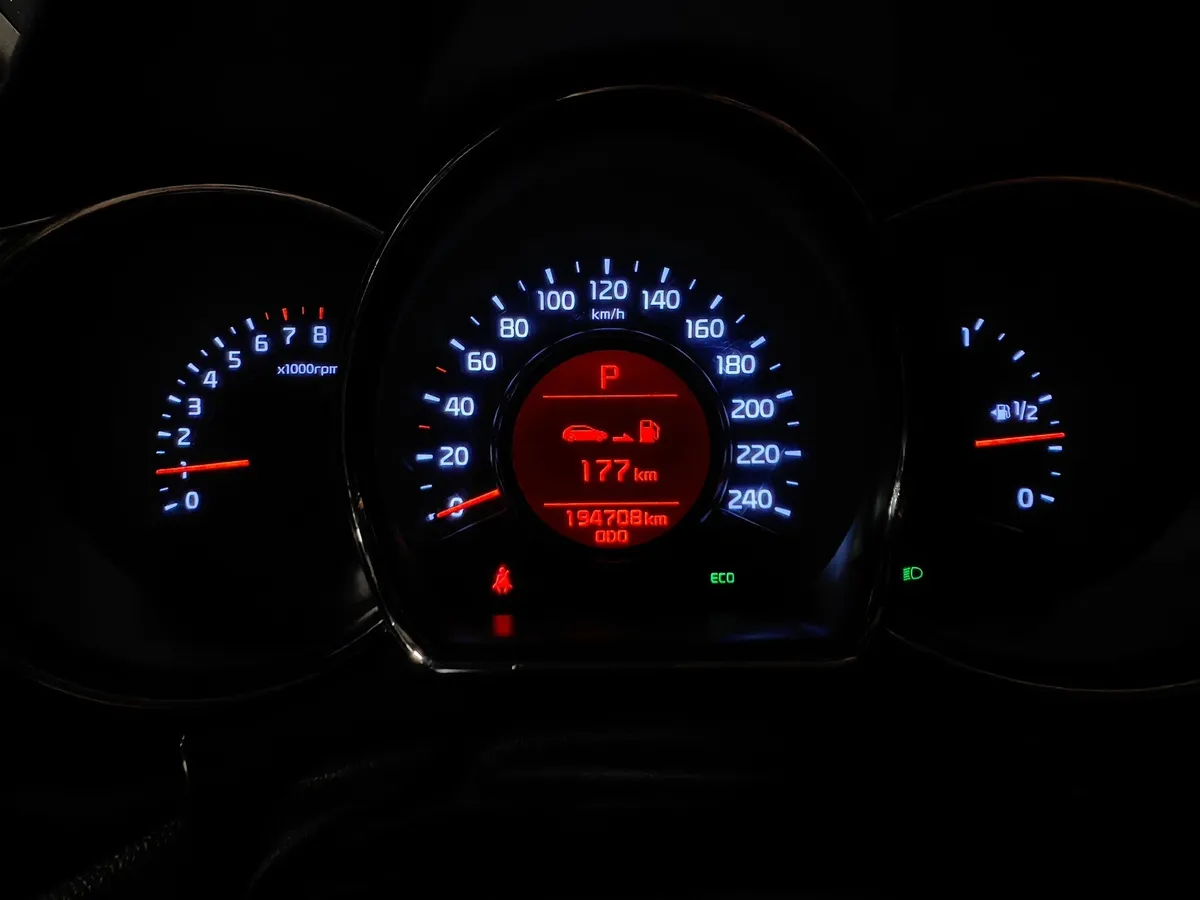 Kia Ceed 1.6 DCT (135 л.с.) Prestige Серый в АВИЛОН. Слайд №18