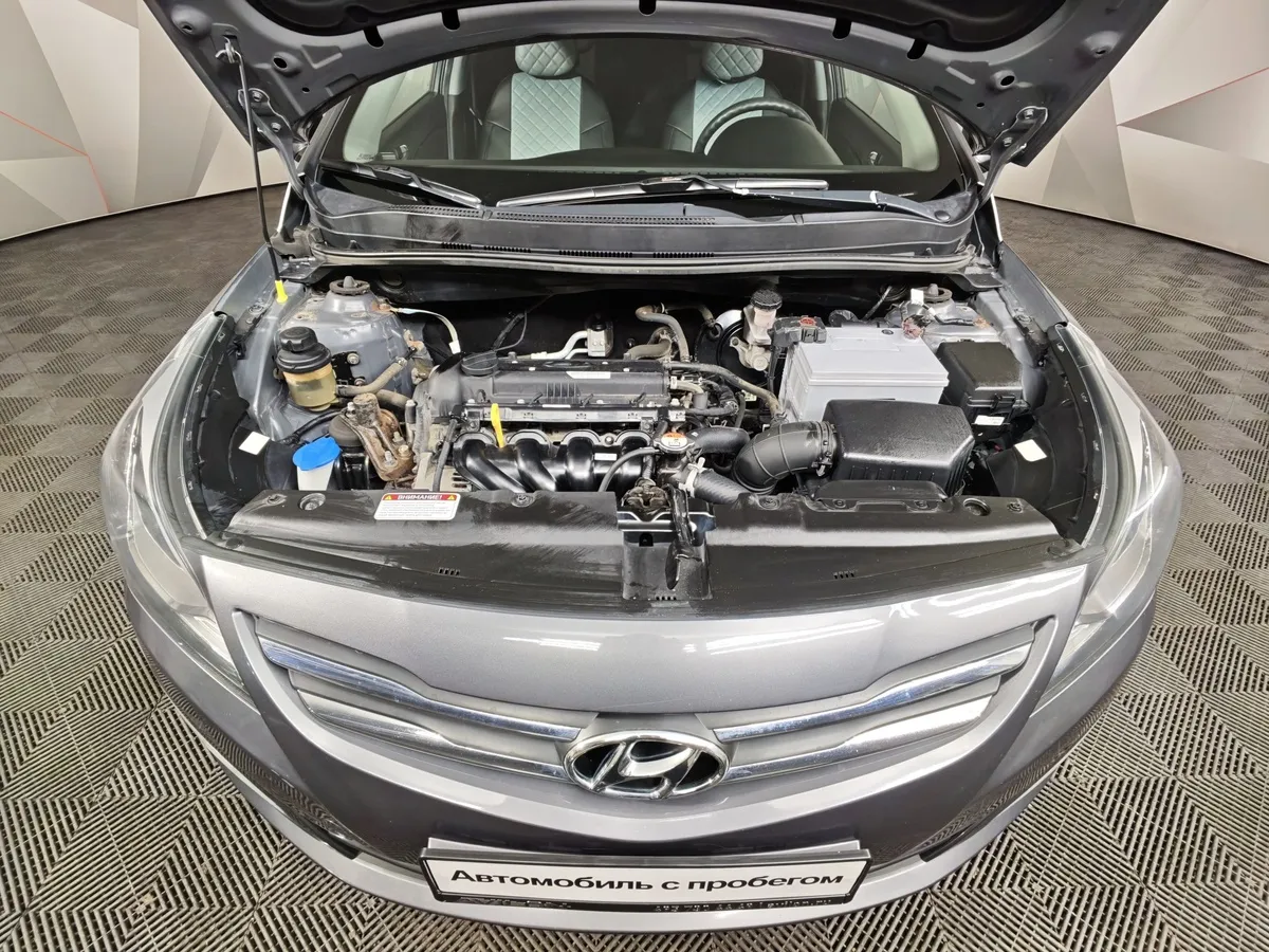 Hyundai Solaris 1.6 MT (123 л.с.) Comfort Серый в АВИЛОН. Слайд №11