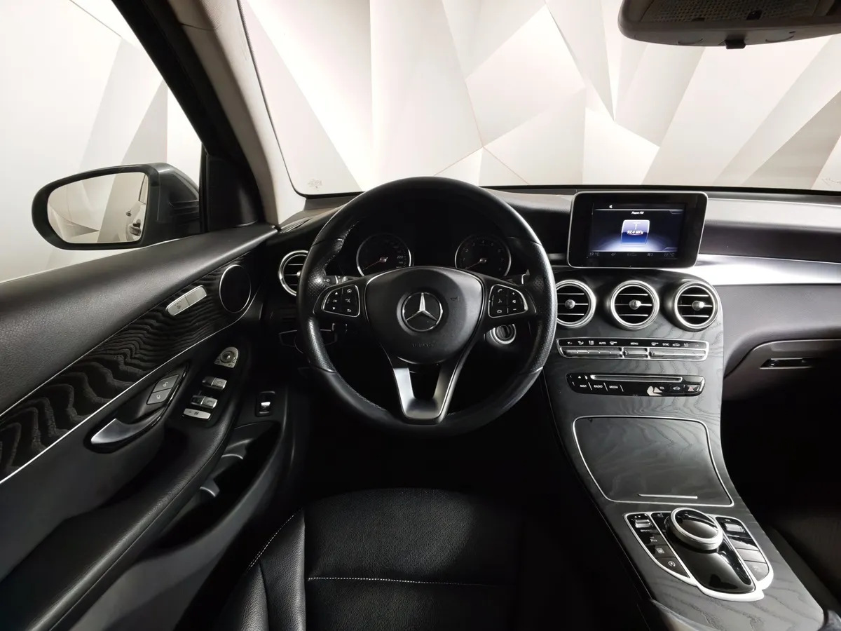 Mercedes-Benz GLC 250 9G-TRONIC 4MATIC (211 л.с.) Особая серия Серый в АВИЛОН. Слайд №20