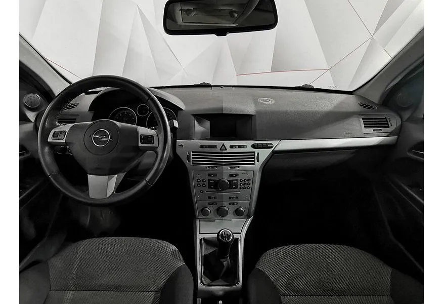 Opel Astra 1.6 MT (115 л.с.) Серебристый в АВИЛОН. Слайд №13