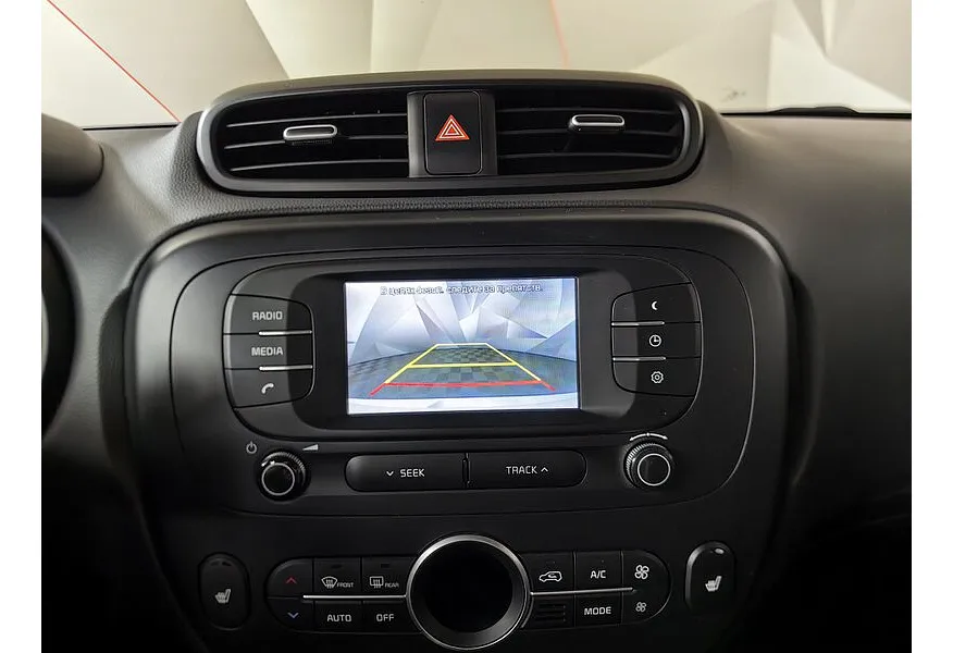 Kia Soul 1.6 AT (124 л.с.) Comfort Белый в АВИЛОН. Слайд №21