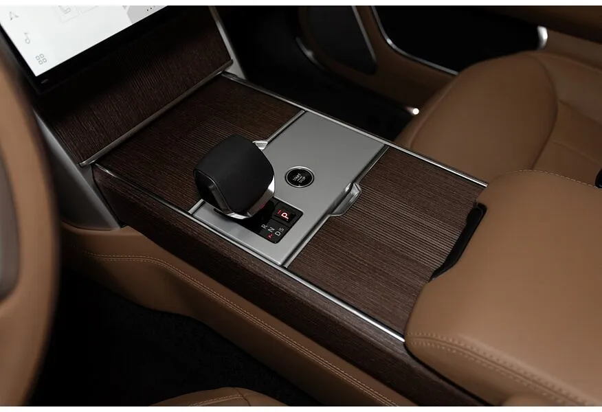 Land Rover Range Rover 4.4 P530 V8 LWB AT AWD (530 л.с.) Autobiography Черный в АВИЛОН. Слайд №19