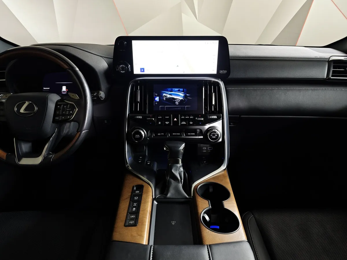 Lexus LX 500d 3.4 AT 4WD (299 л.с.) Active Серый в АВИЛОН. Слайд №15