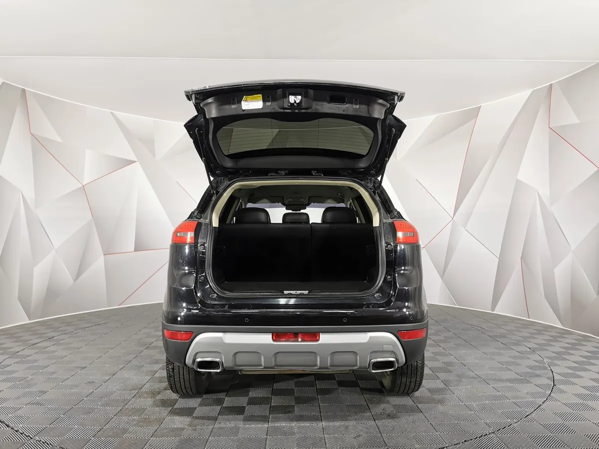 Geely Atlas 2.4 AT AWD (148 л.с.) Standard Черный в АВИЛОН. Слайд №10
