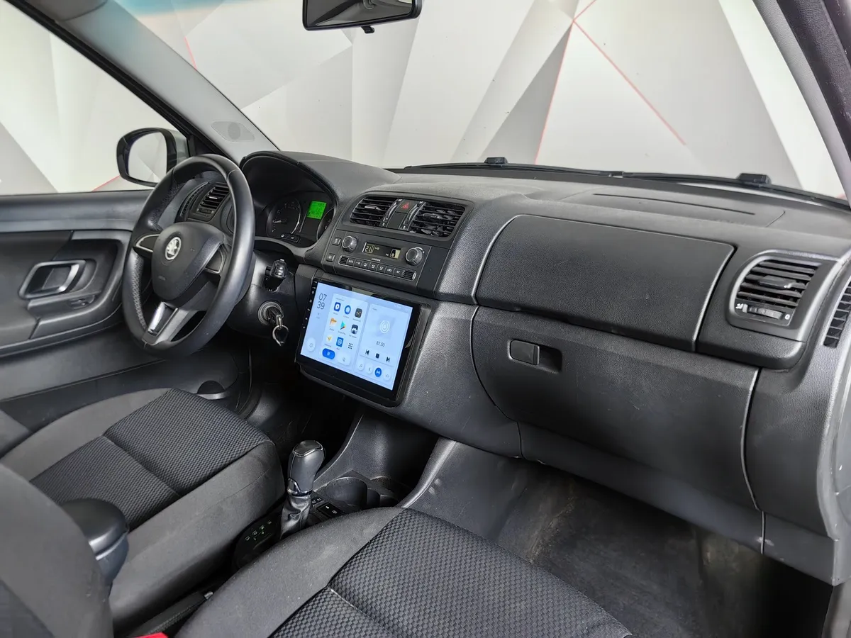 Skoda Fabia 1.6 AT (105 л.с.) Серебристый в АВИЛОН. Слайд №12