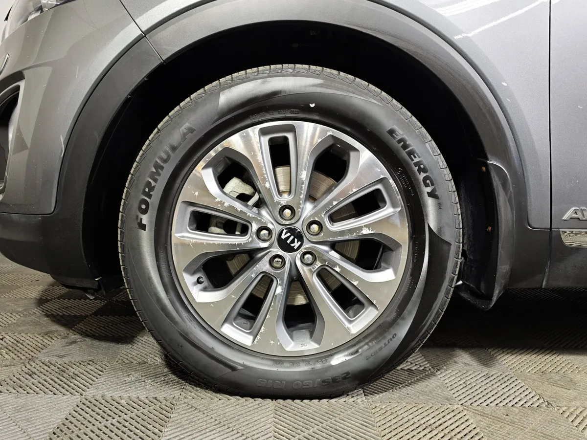 Kia Sorento 2.2 CRDi AT AWD (200 л.с.) Серый в АВИЛОН. Слайд №9