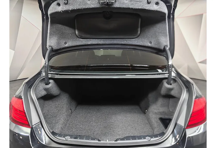 АВИЛОН - BMW 5 серия 520d Steptronic (190 л.с.) Черный - slide 11