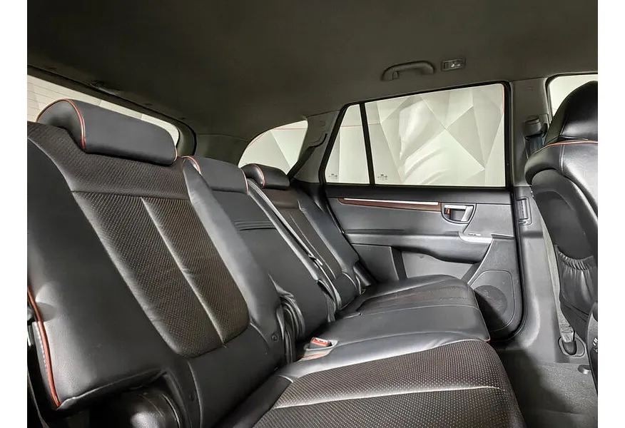 Hyundai Santa Fe 2.2 CRDi AT (153 л.с.) Серый в АВИЛОН. Слайд №16