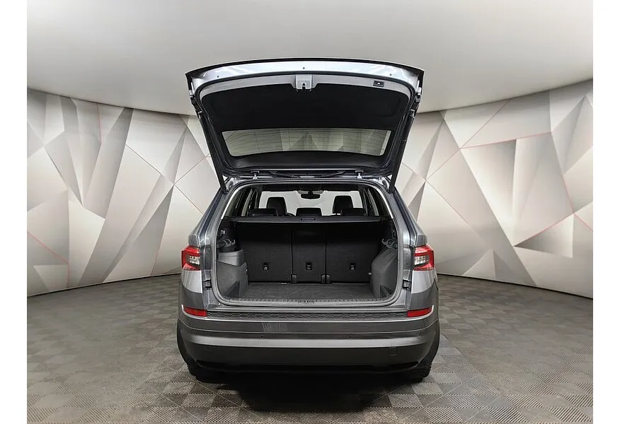 Skoda Kodiaq 2.0 TDI DSG 4X4 (150 л.с.) Серый в АВИЛОН. Слайд №12