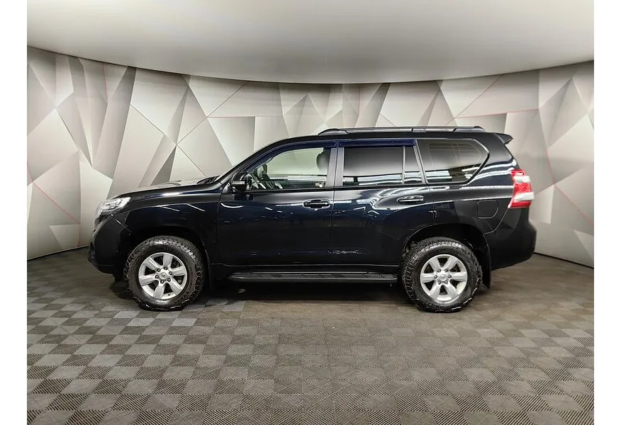 АВИЛОН - Toyota Land Cruiser Prado 2.8 D AT 4WD (5 мест) (177 л.с.) Комфорт Черный - slide 2