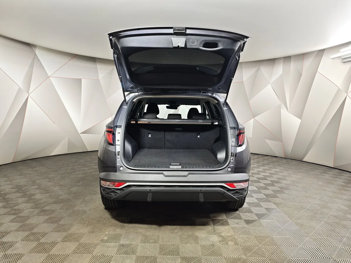 Hyundai Tucson 2.0 (185 л.с.) Diesel-8AT - 4WD Family Серый в АВИЛОН. Слайд №12