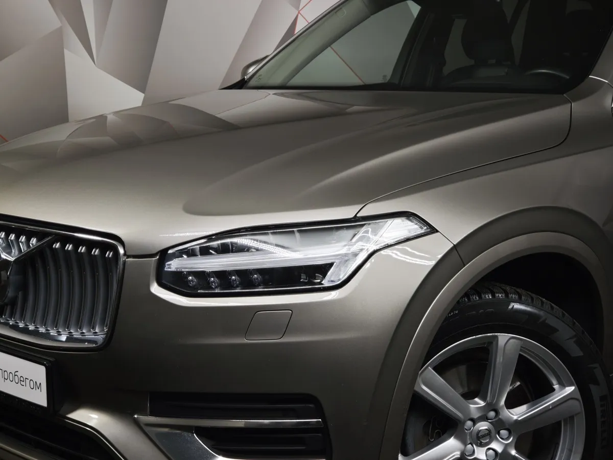 Volvo XC90 2.0 D5 Drive-E AT AWD (7 мест) (235 л.с.) Inscription Серый в АВИЛОН. Слайд №10