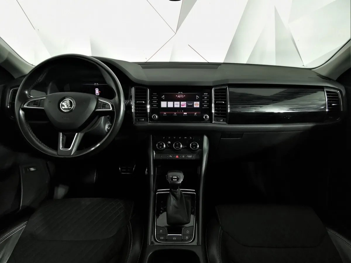 Skoda Kodiaq 1.4 TSI DSG 4X4 (150 л.с.) Серый в АВИЛОН. Слайд №13