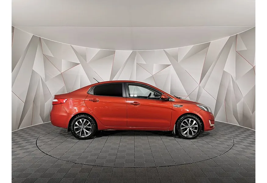 Kia Rio 1.4 MT (107 л.с.) Красный в АВИЛОН. Слайд №6