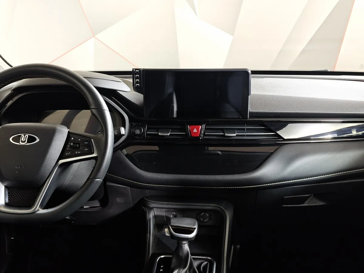 Москвич 3 1.5 CVT (150 л.с.) Comfort Красный в АВИЛОН. Слайд №15