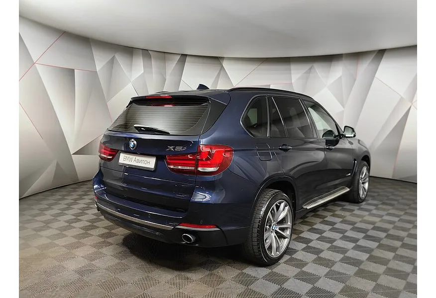 LIVE. Слайд №6