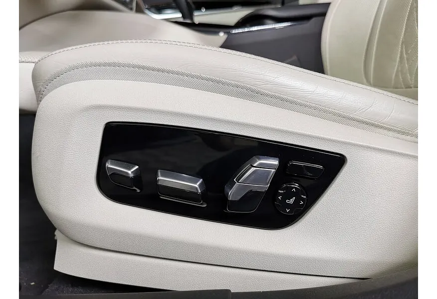 BMW 6 серия 630d xDrive Steptronic (249 л.с.) M Sport Plus Серый в АВИЛОН. Слайд №21