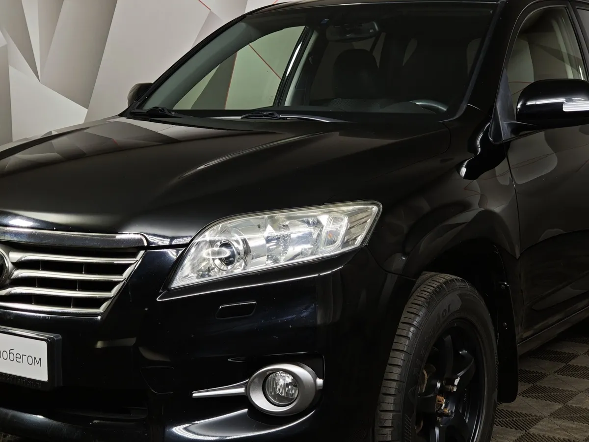Toyota RAV4 2.0 AT AWD (150 л.с.) Черный в АВИЛОН. Слайд №10