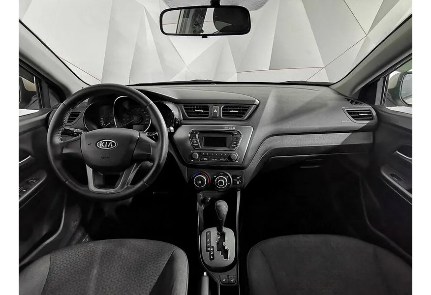 Kia Rio 1.6 AT (123 л.с.) Бежевый в АВИЛОН. Слайд №14
