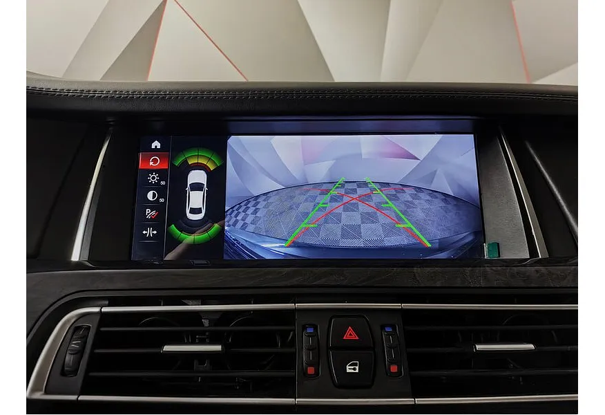 BMW 7 серия 740d xDrive AT (306 л.с.) Черный в АВИЛОН. Слайд №16