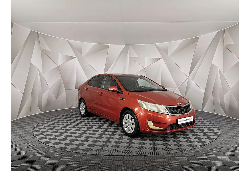 Kia Rio 1.6 AT (123 л.с.) Красный в АВИЛОН. Слайд №3 Kia Rio 1.6 AT (123 л.с.) Красный в АВИЛОН. Слайд №3