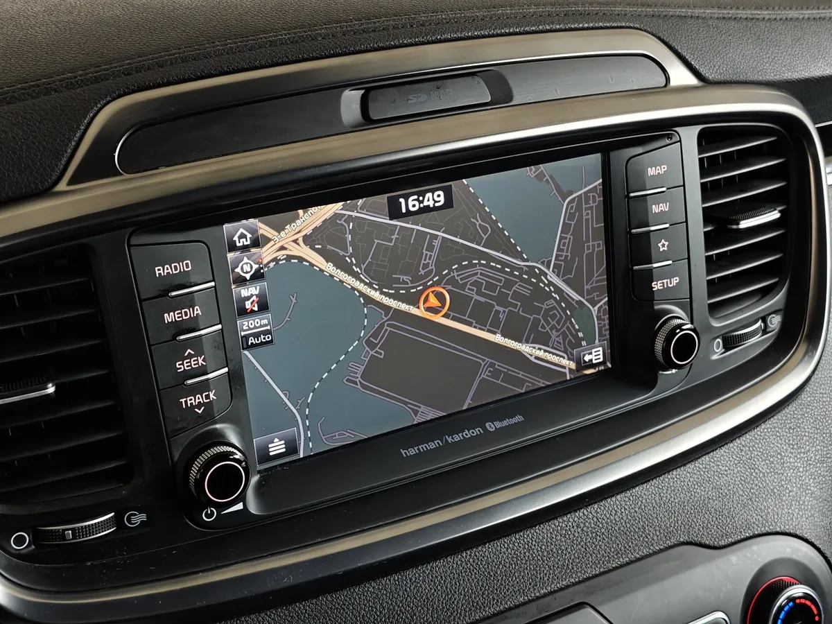 Kia Sorento 2.2 CRDi AT AWD (200 л.с.) Premium Белый в АВИЛОН. Слайд №21