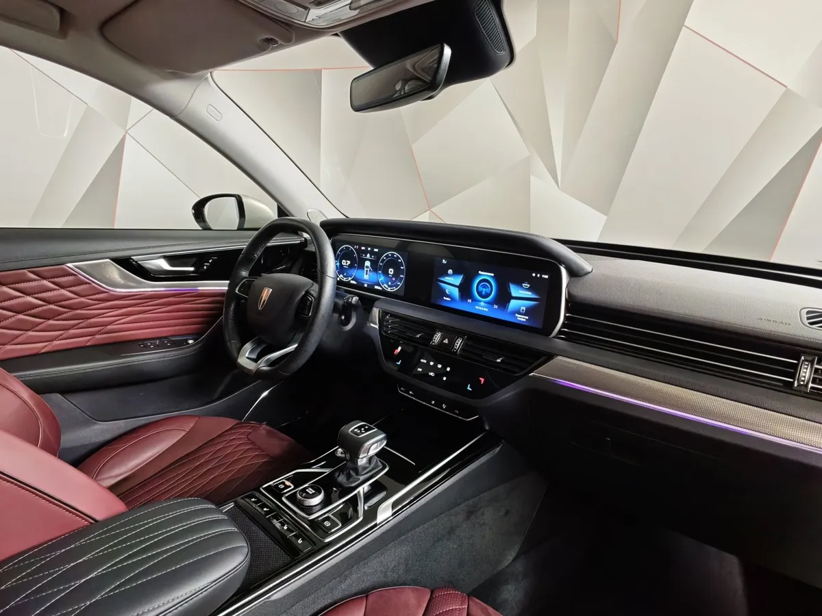 Hongqi HS5 2.0 AT 4WD (224 л.с.) Комфорт Желтый в АВИЛОН. Слайд №13