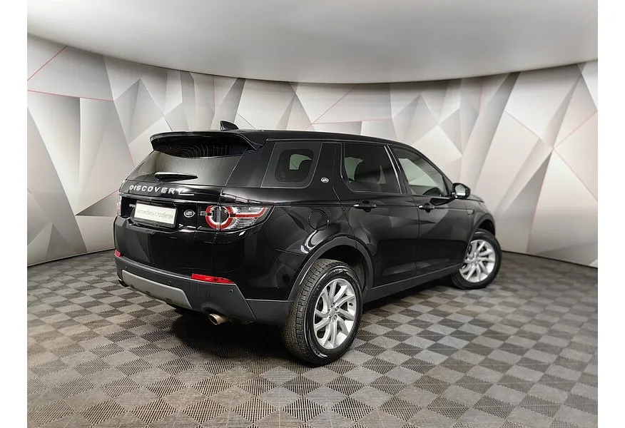 Land Rover Discovery Sport 2.0 TD4 AT AWD (150 л.с.) SE Черный в АВИЛОН. Слайд №2