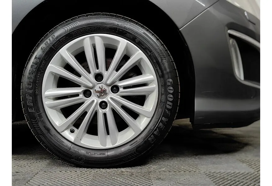 Peugeot 308 1.6 VTi AT (120 л.с.) Серый в АВИЛОН. Слайд №9