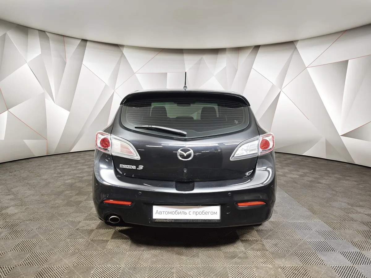 Mazda 3 1.6 AT (105 л.с.) Черный в АВИЛОН. Слайд №8