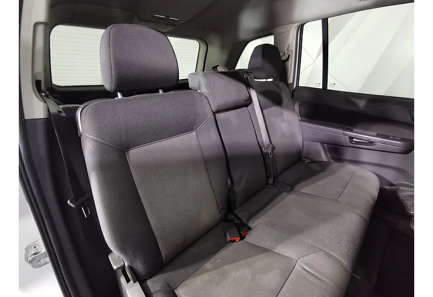 Opel Zafira 1.8 MT (140 л.с.) Серебристый в АВИЛОН. Слайд №16